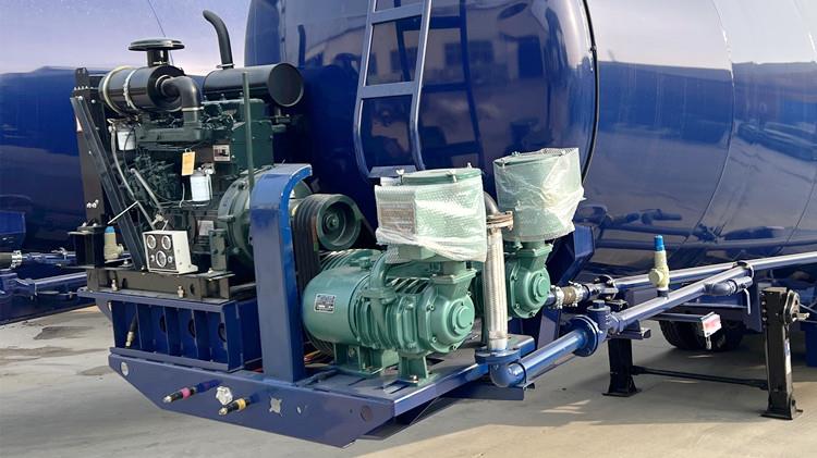 What is Cement Bulker? Cement Bulker Truck Transporter
