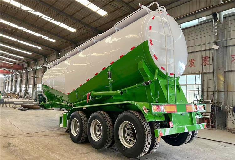 33cbm Pneumatic Bulk Cement Tanker Trailer Truck