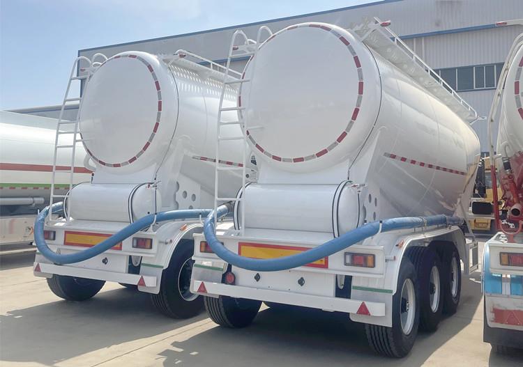 Tri Axle Dry Bulk Cement Trailer for Sale